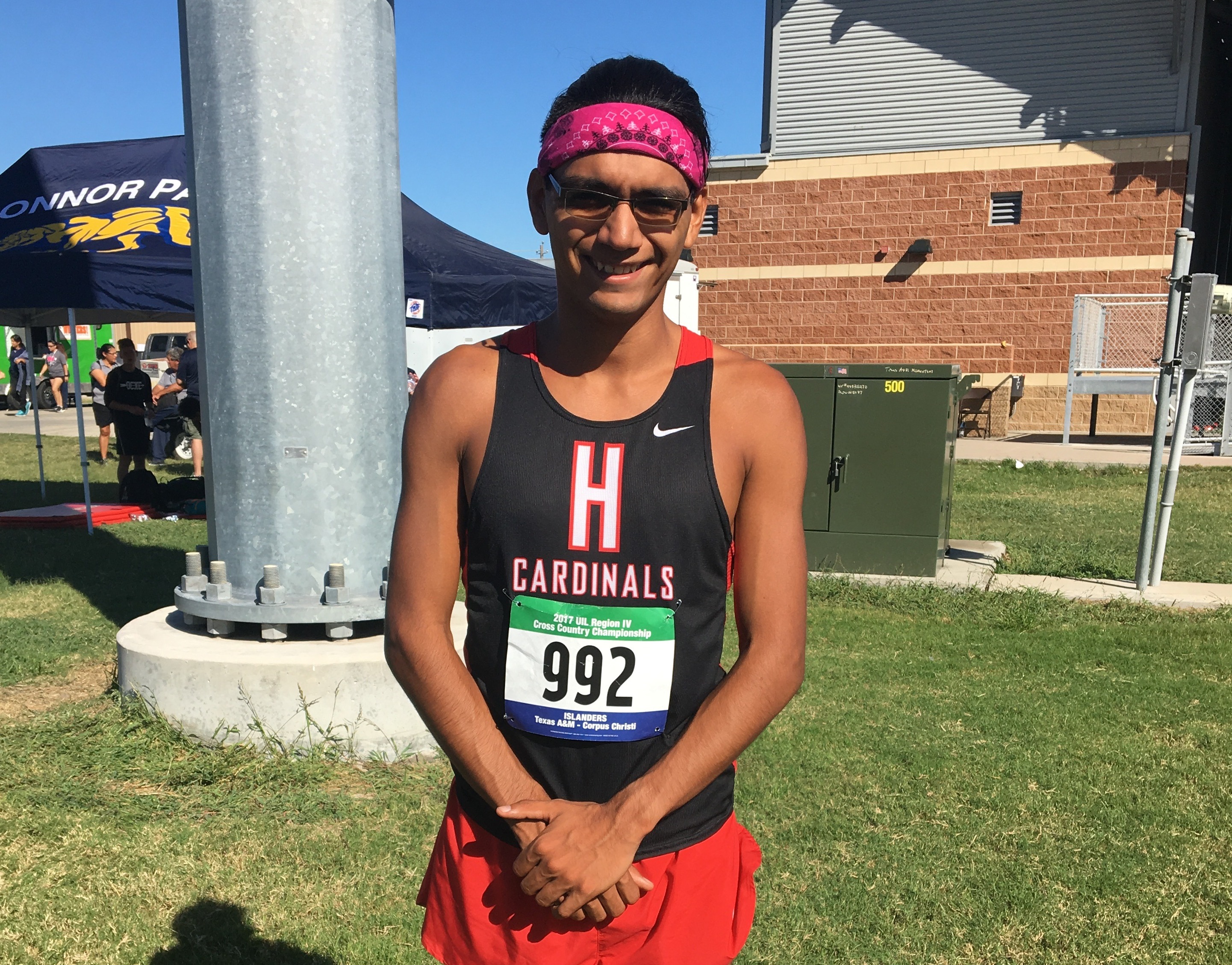 HHS XC runner Ramos advances to state