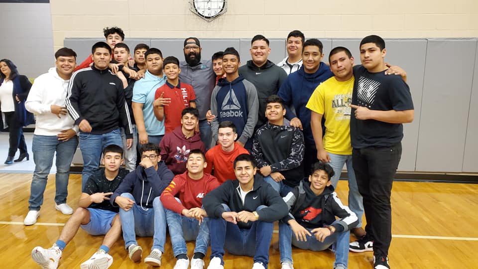 Mackey motivates students with visit to HCISD