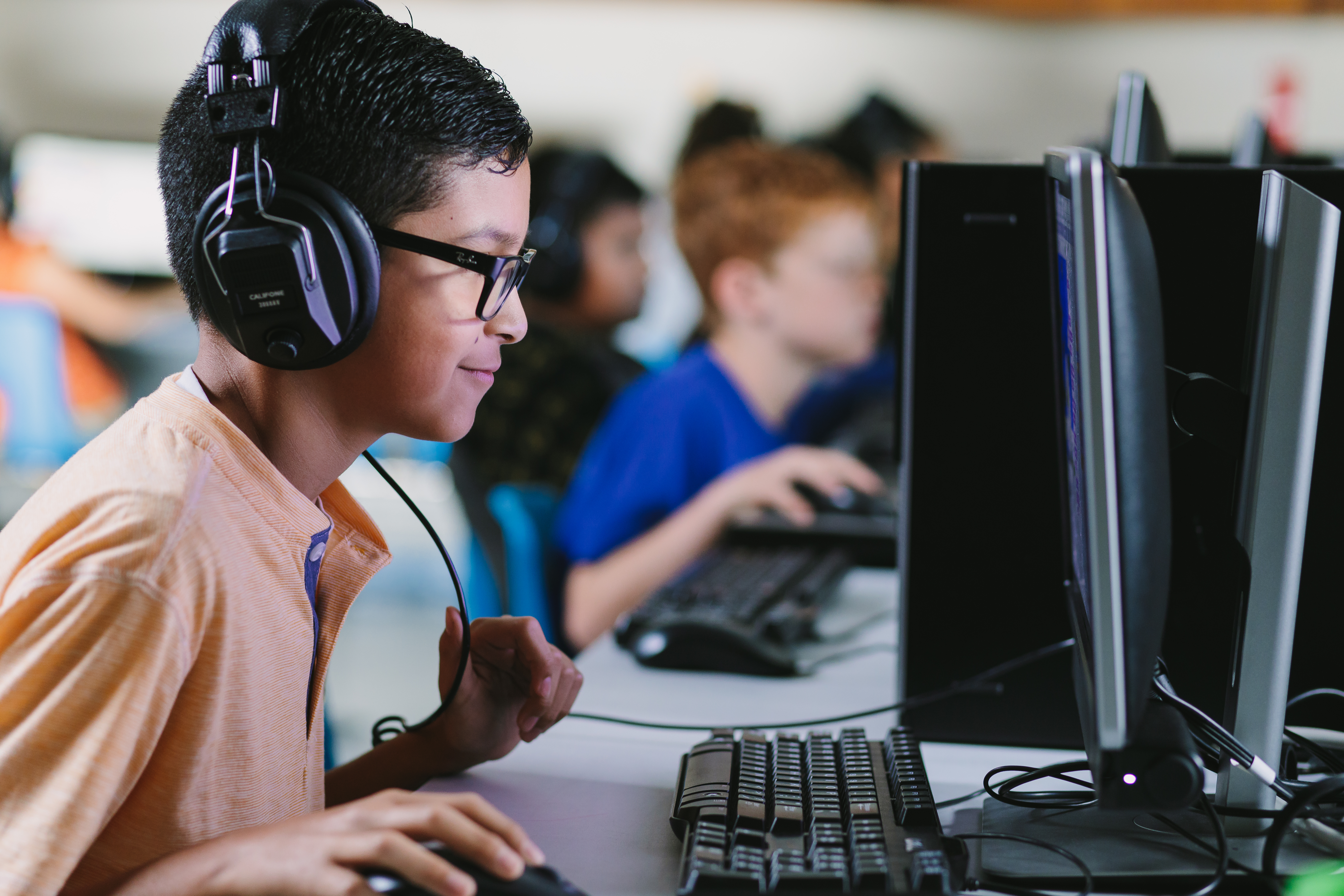 Middle schools across HCISD to implement Google Classroom