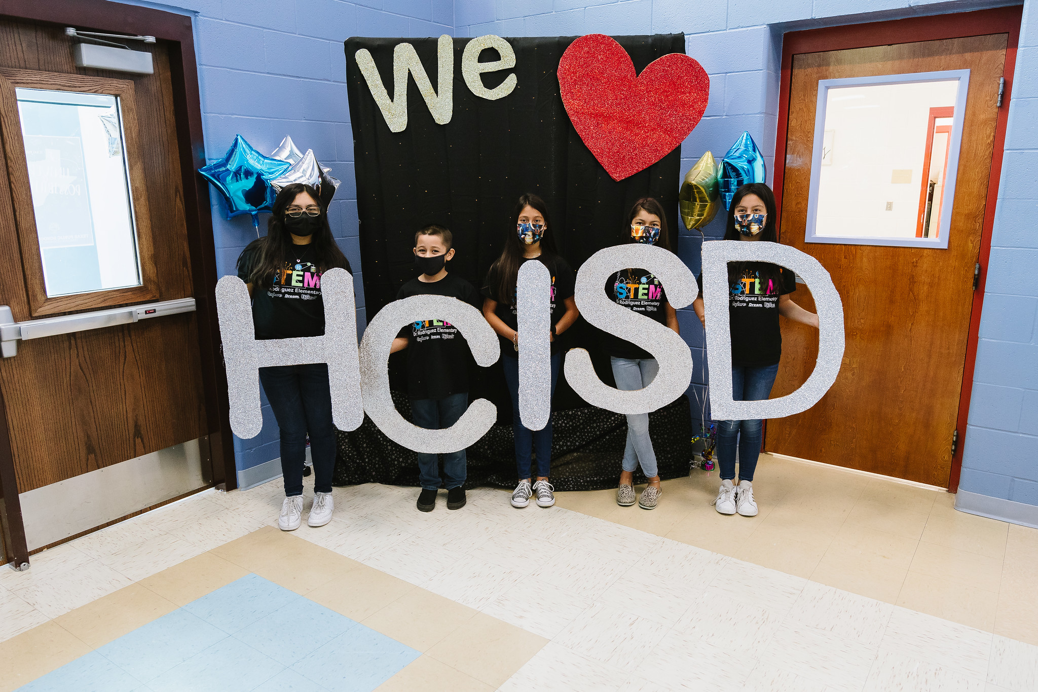 HCISD inicia la Semana de las Escuela Públicas de Texas en la Primaria Rodriguez.