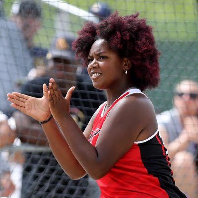 Competidora de atletismo Lady Cardinal avanza a Estatales.