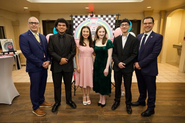 Cuatro estudiantes de HCISD reciben becas de la Asociación de Conciertos de Harlingen.